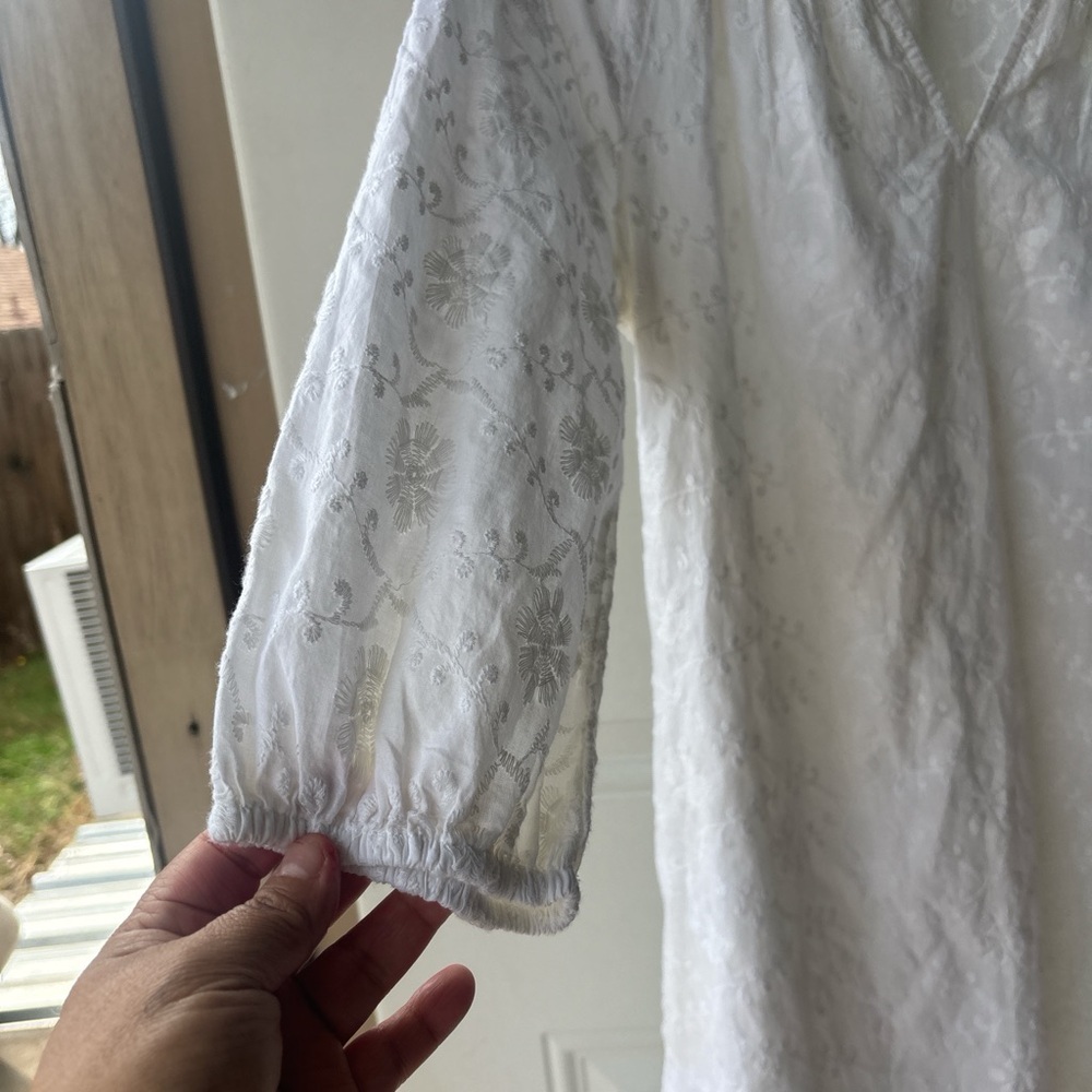 GAP White Embroidered V-Neck Midi Dress - Picture 4 of 7